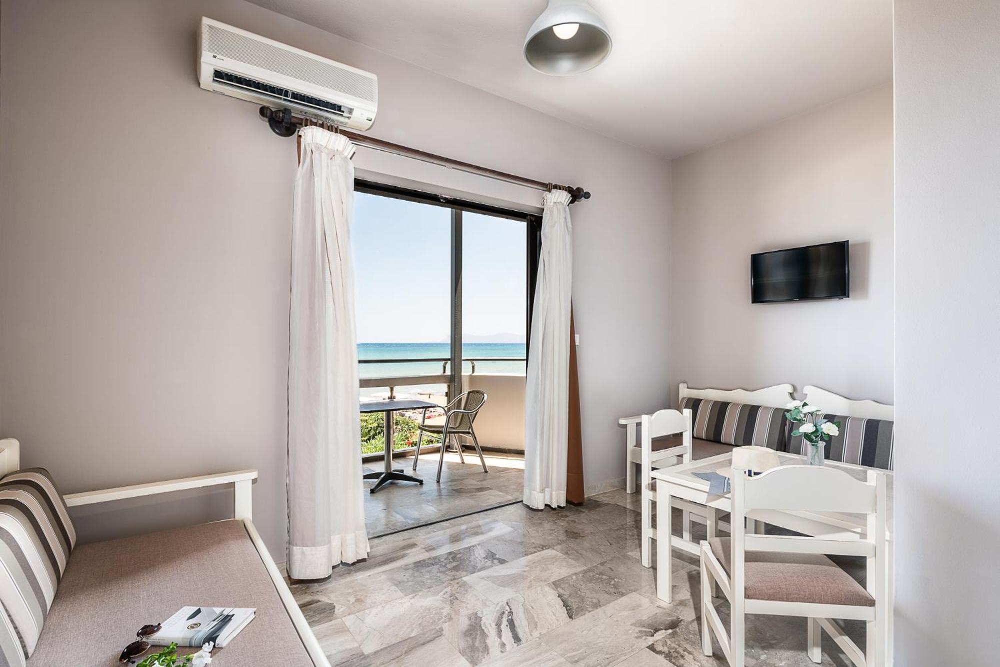 Lia Beachfront Apartments Stalós 외부 사진