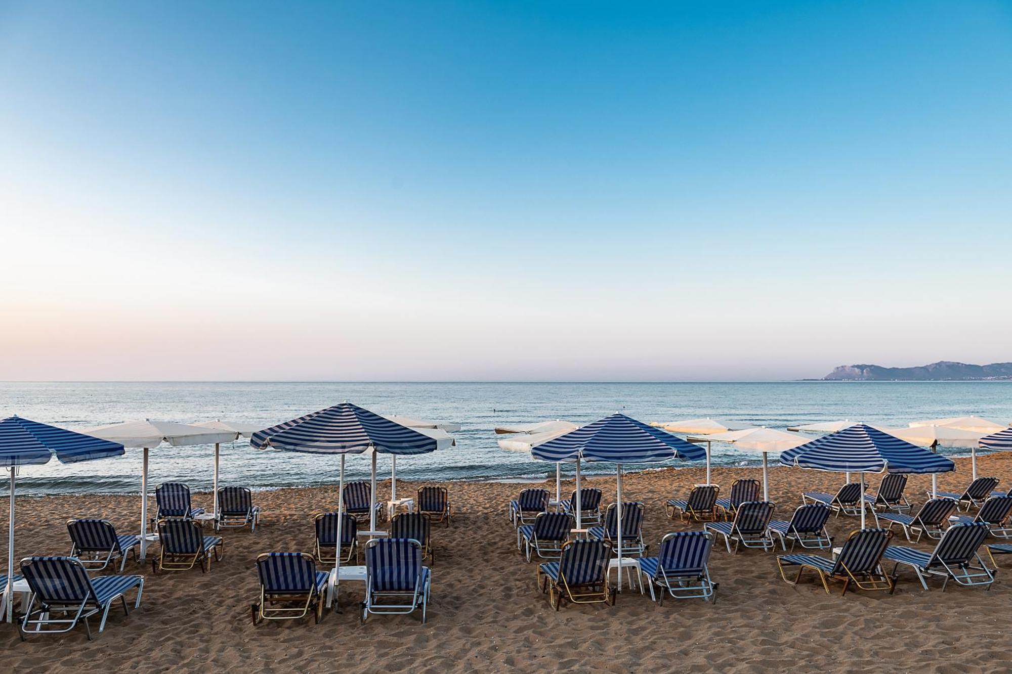 Lia Beachfront Apartments Stalós 외부 사진