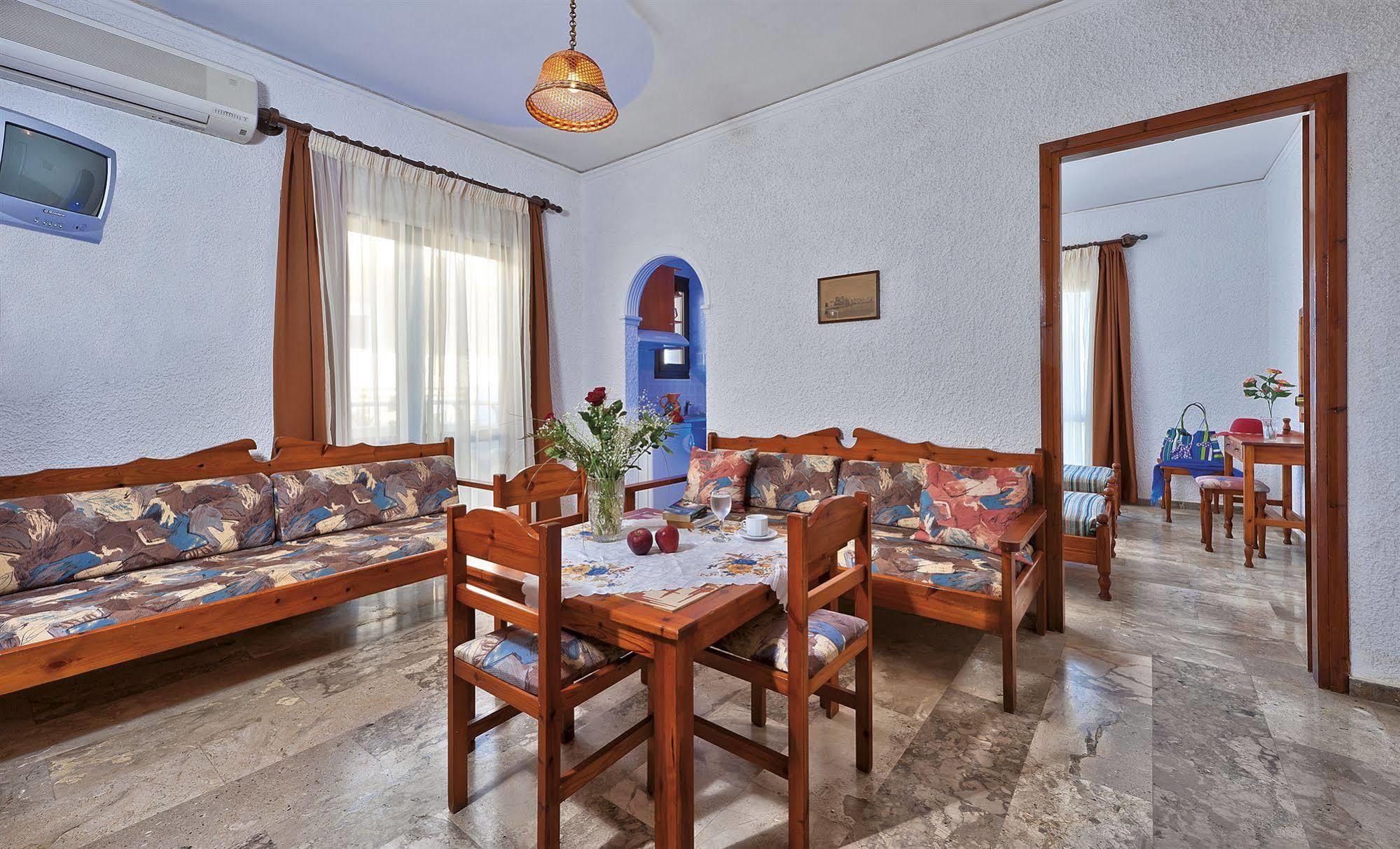 Lia Beachfront Apartments Stalós 외부 사진